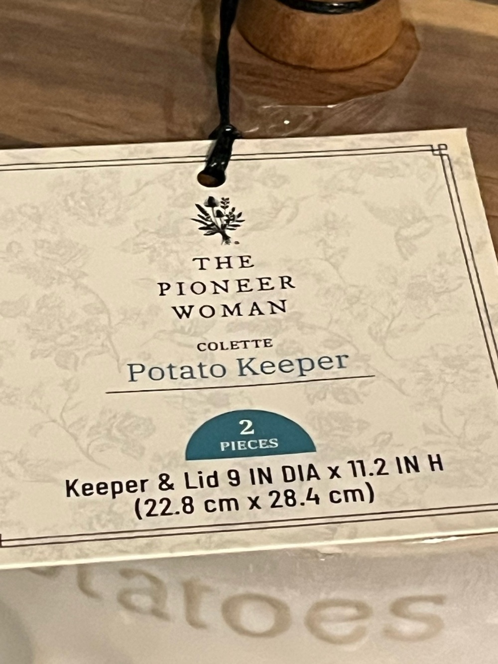 🌸 New Pioneer Woman Colette Potato Vegetable Keeper Canister White Linen, Qty 1 - Picture 6 of 11